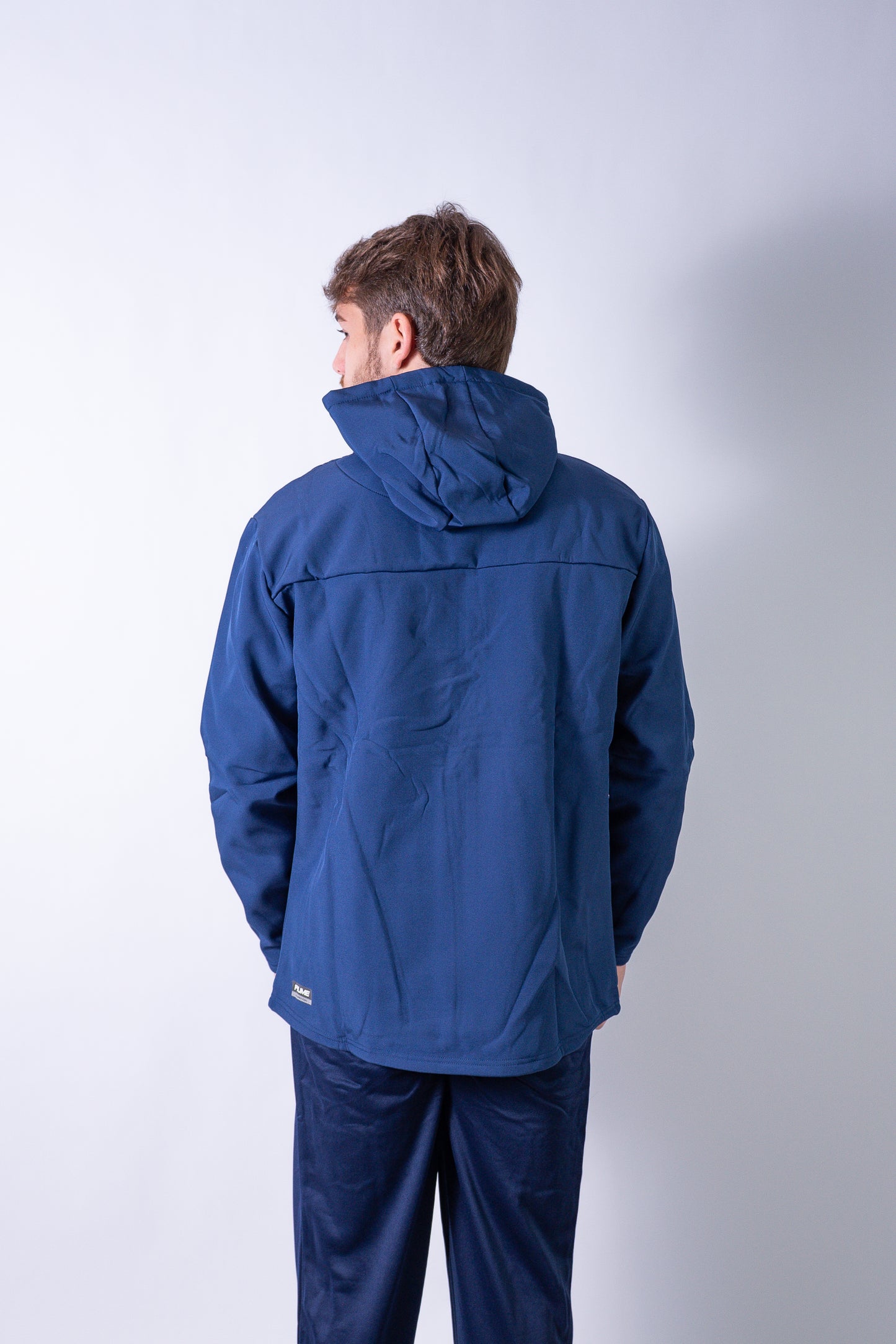 CAMPERA SOFTSHELL COMPETITION IMPORTADA ALVARADO T. 2025
