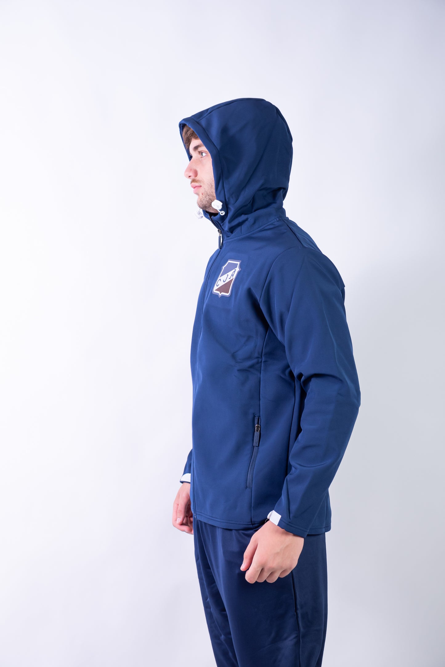 CAMPERA SOFTSHELL IMPORTADA JUVENTUD ANTONIANA T. 2025