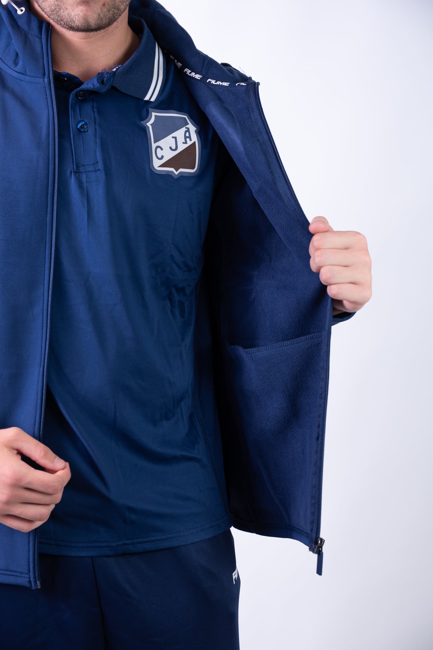 CAMPERA SOFTSHELL IMPORTADA JUVENTUD ANTONIANA T. 2025
