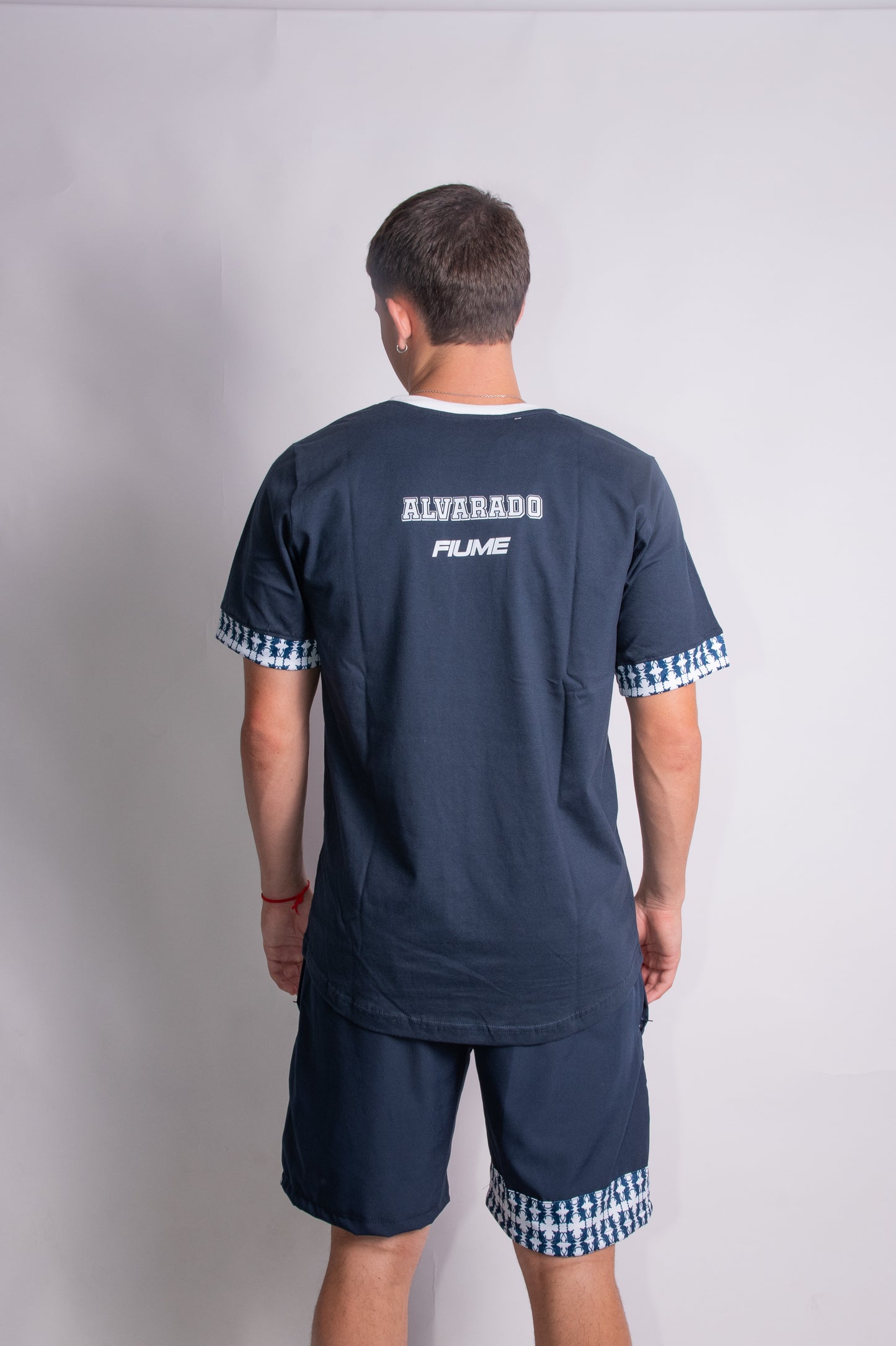 REMERA CONCENTRACION ALVARADO F☆ T. 2025