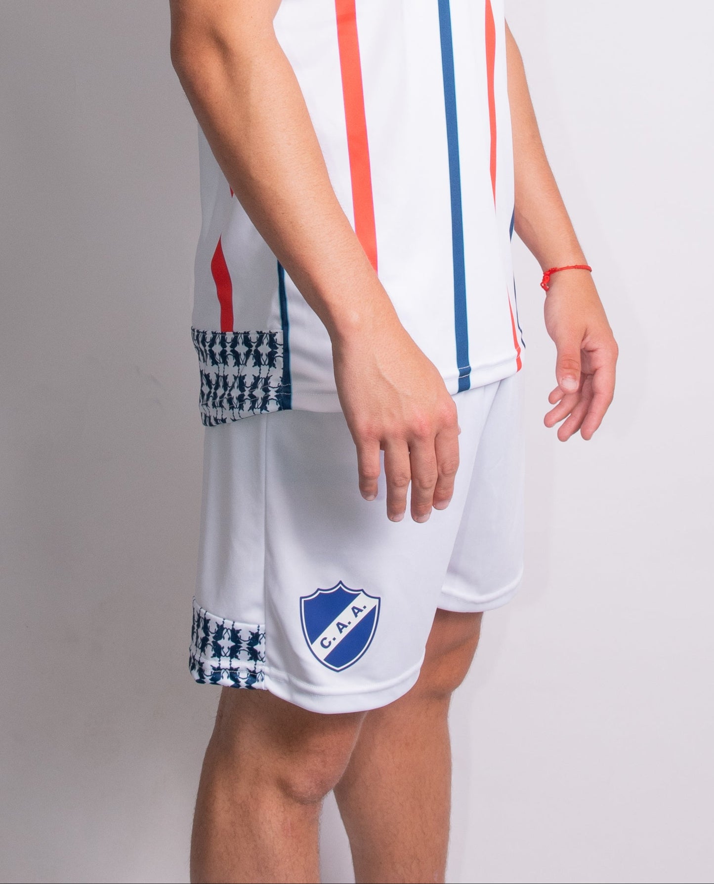 SHORT ALTERNATIVO ALVARADO F☆ T. 2025