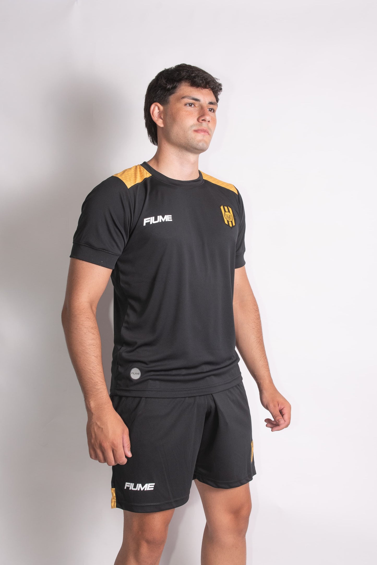 REMERA ENTRENAMIENTO F* OLIMPO T. 2025