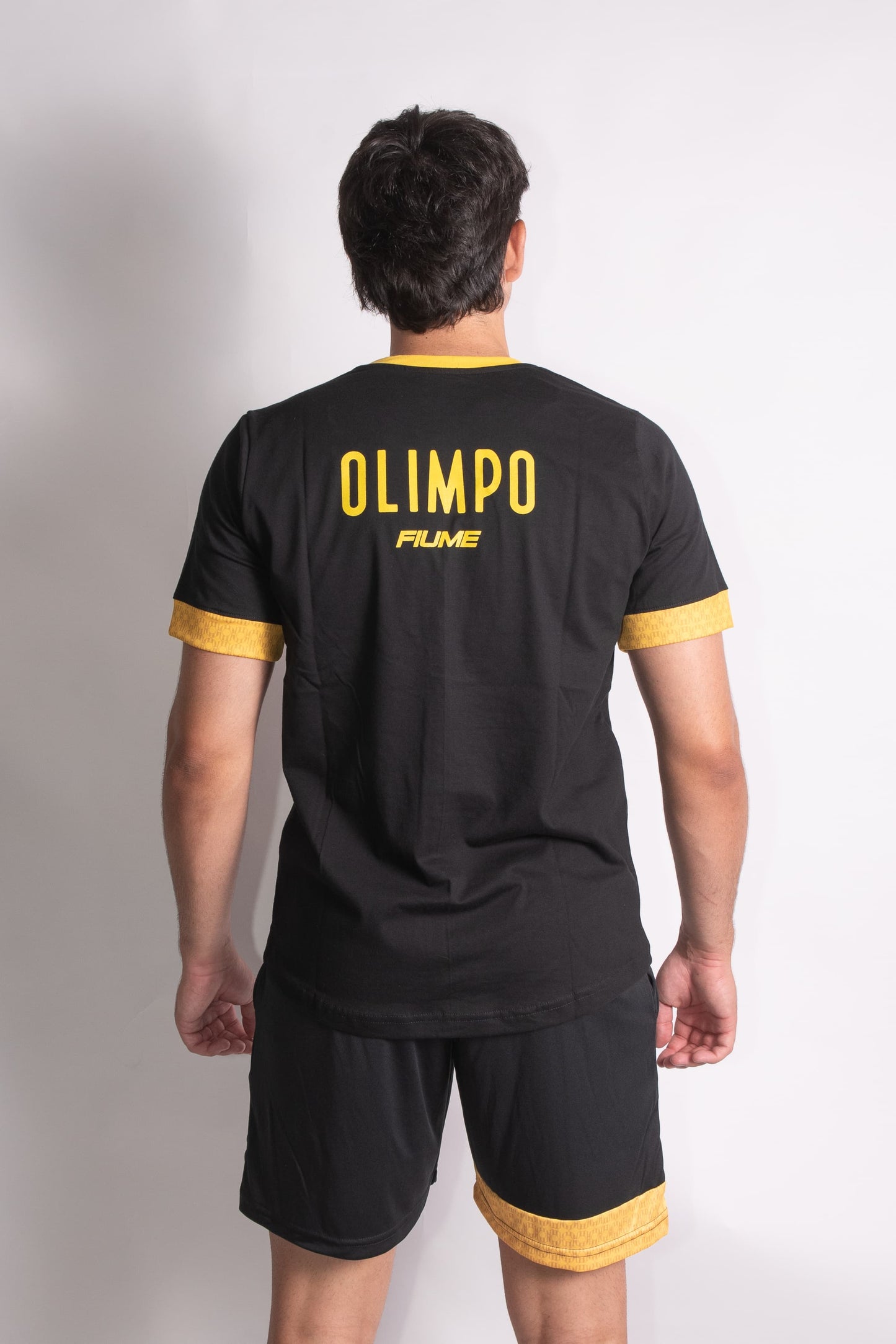 REMERA CONCENTRACION PREMIUM F* OLIMPO T. 2025