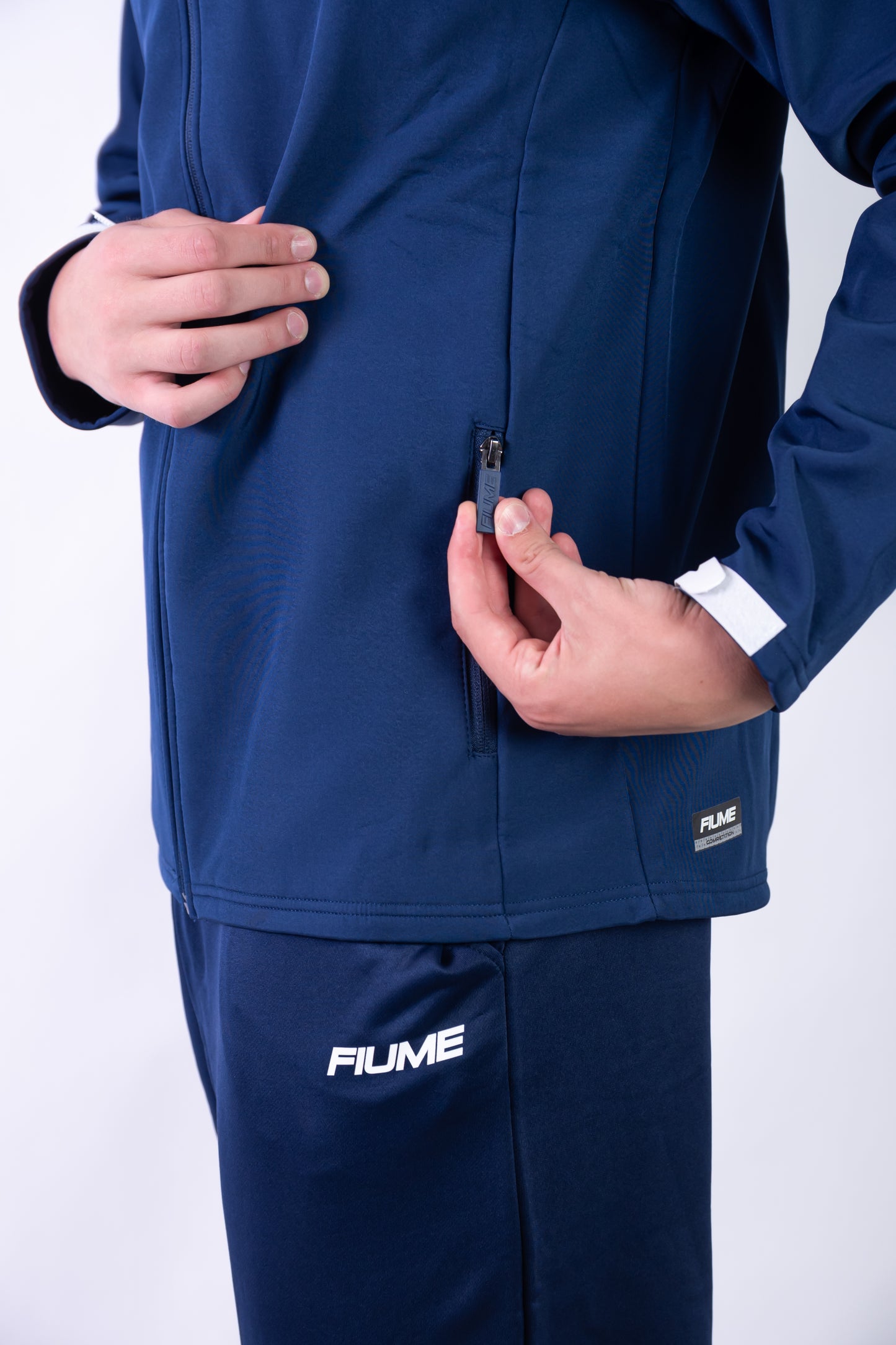 CAMPERA SOFTSHELL IMPORTADA JUVENTUD ANTONIANA T. 2025