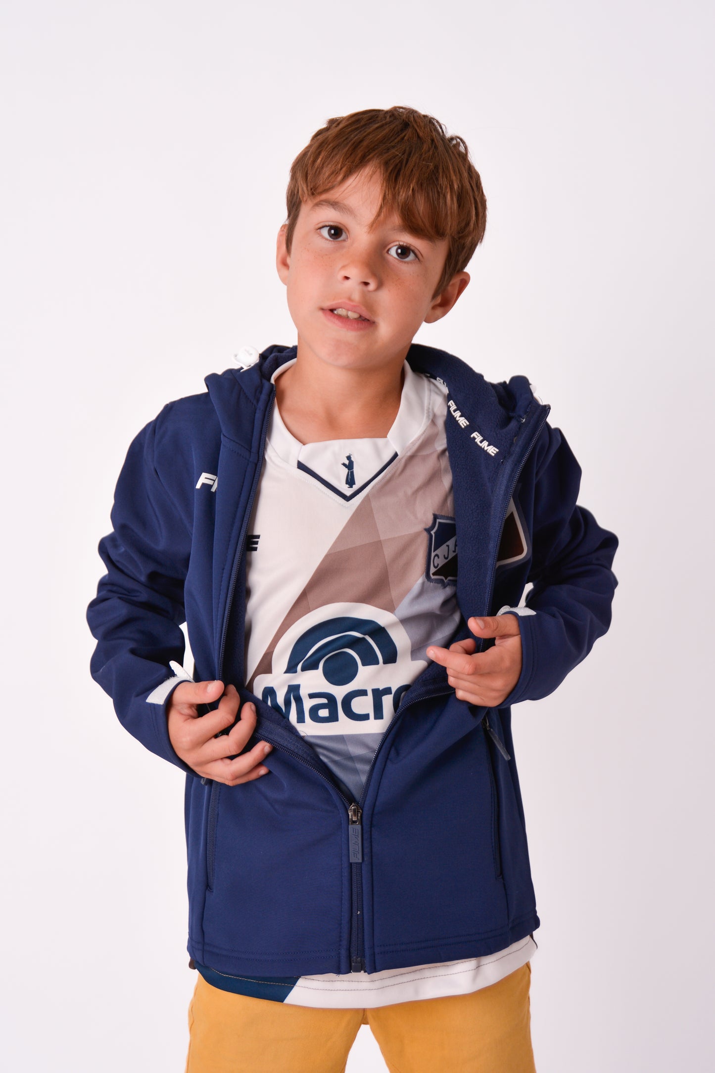 CAMPERA SOFTSHELL IMPORTADA JUVENTUD ANTONIANA T. 2025
