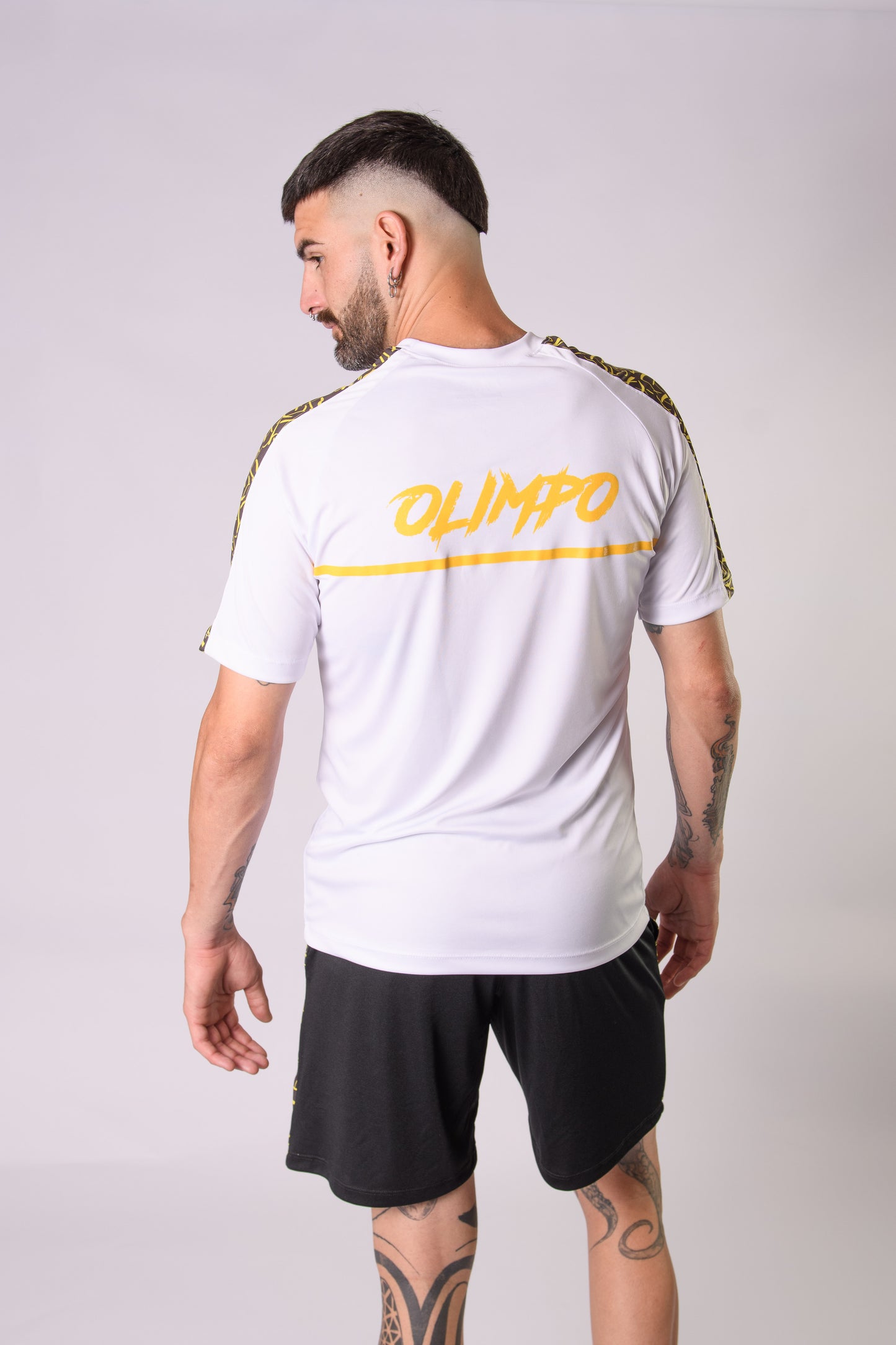 REMERA ENTRENAMIENTO F* OLIMPO T. 2024