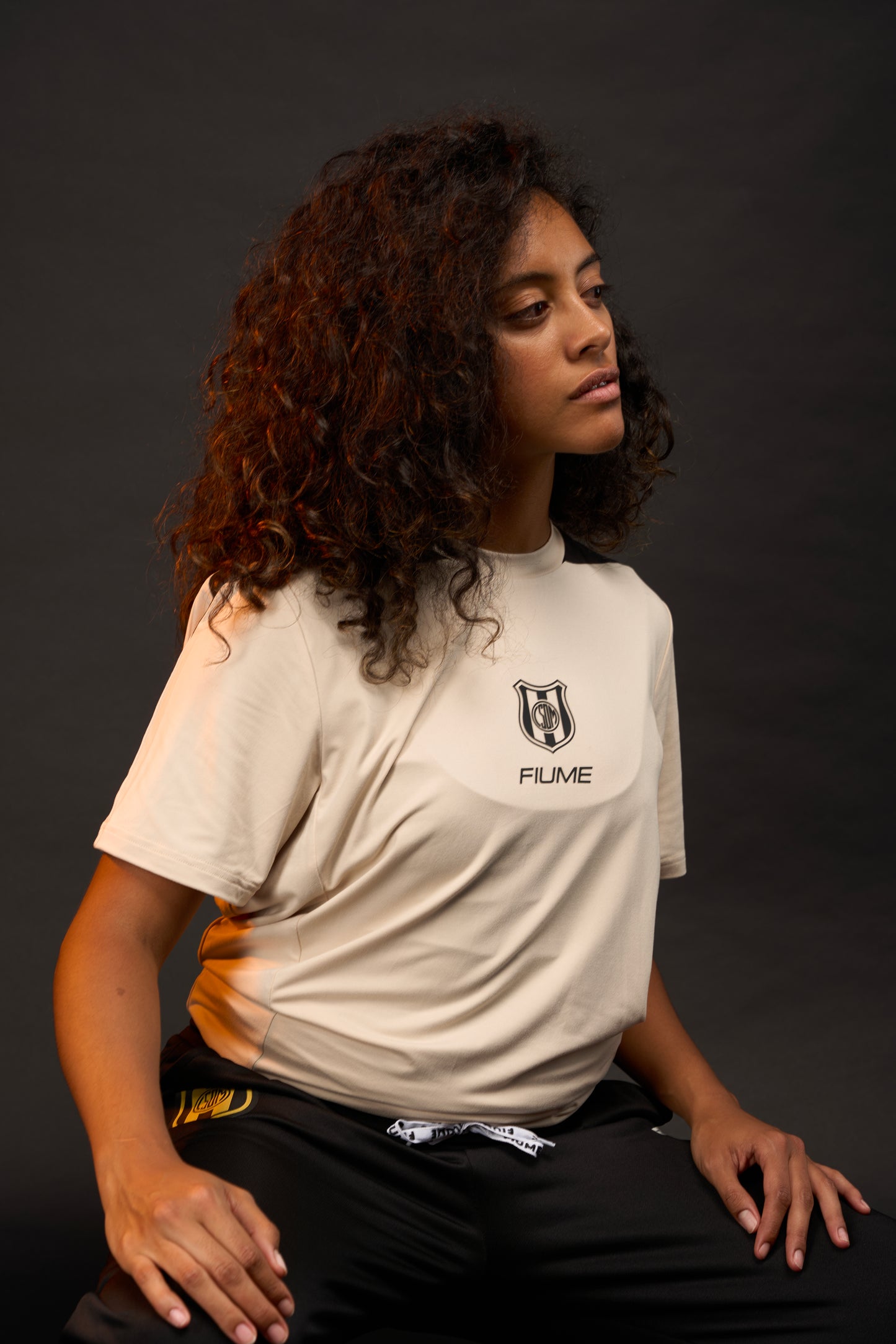 REMERA PROTOCOLAR IMPORTADA F* DEPORTIVO MADRYN T. 2026