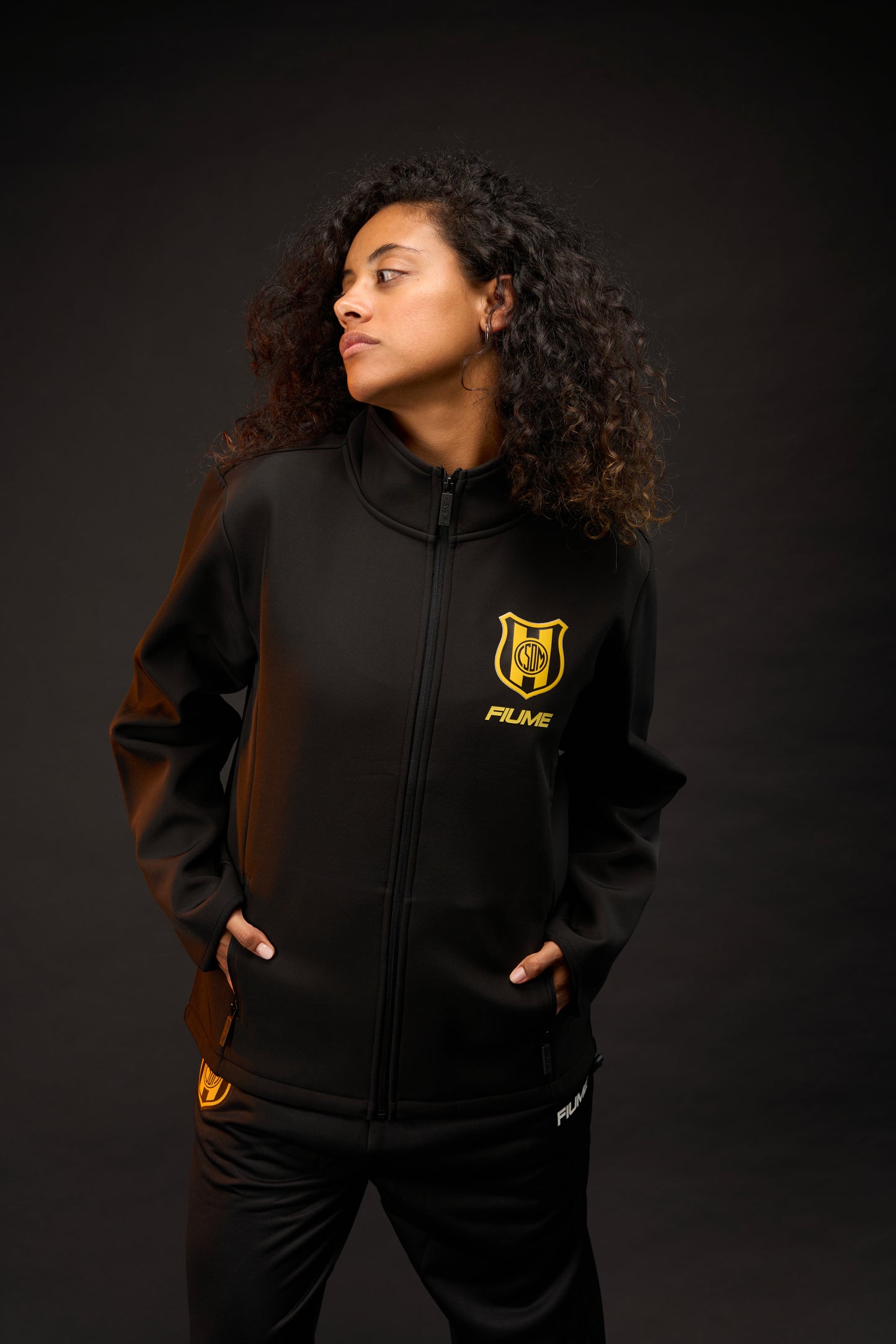 CAMPERA SOFTSHELL IMPORTADA F* DEPORTIVO MADRYN T. 2026