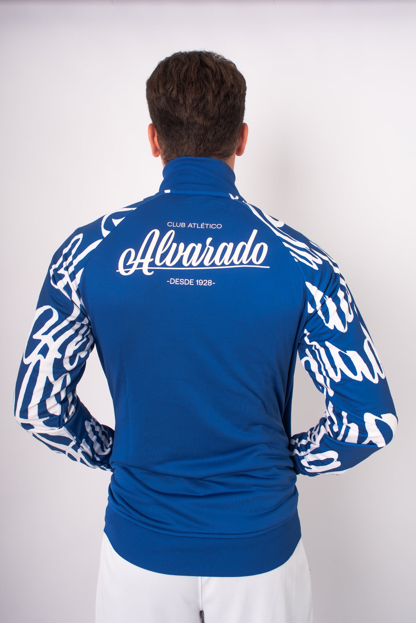 CAMPERA PREMATCH IMPORTADA ALVARADO T. 2026