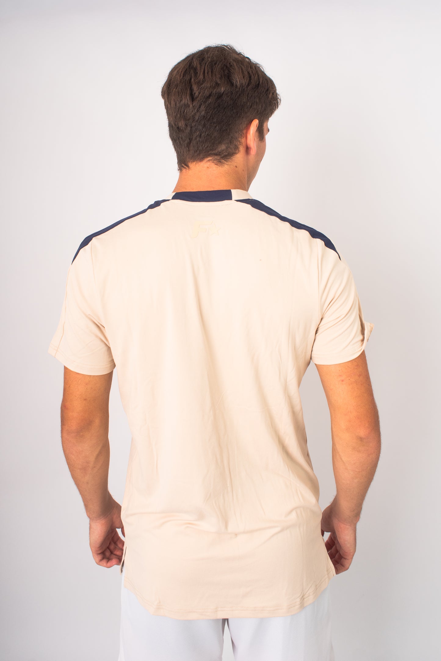 REMERA PROTOCOLAR IMPORTADA ALVARADO T. 2026