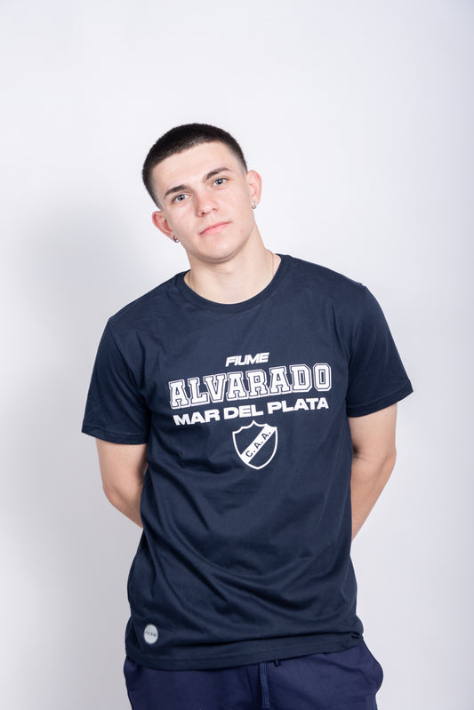 REMERA PREMIUM CLASSIC F* ALVARADO T. 2024